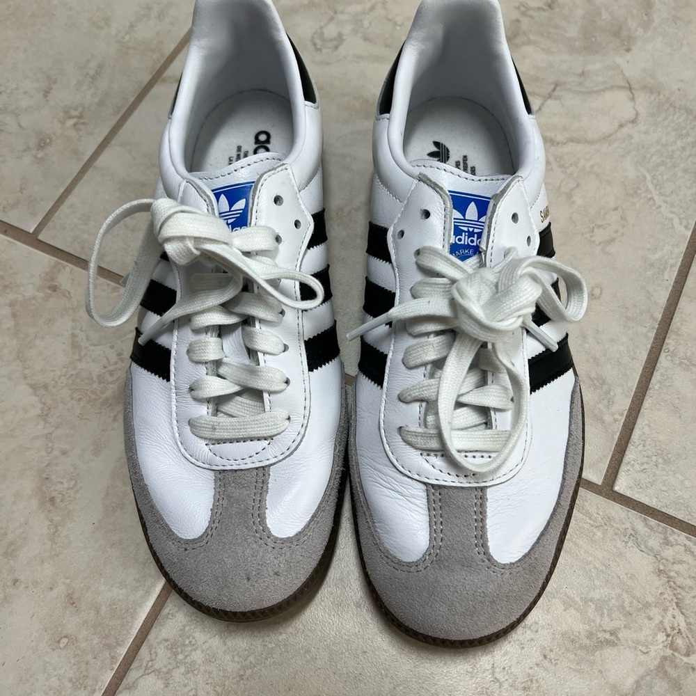 Adidas sambas